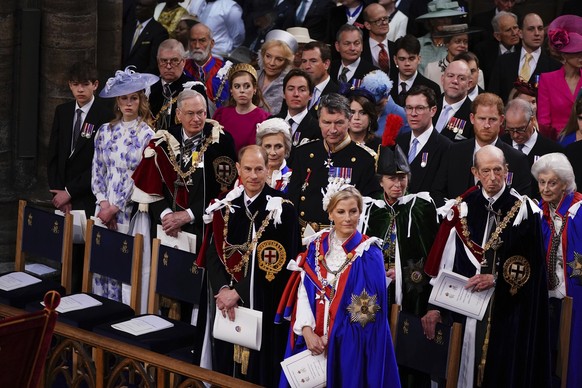 From left, 3rd and 4th row, Prince Andrew, Princess Beatrice, Peter Phillips, Edoardo Mapelli Mozzi, Zara Tindall, Princess Eugenie, Jack Brooksbank, Mike Tindall and Prince Harry, Duke of Sussex, lef ...