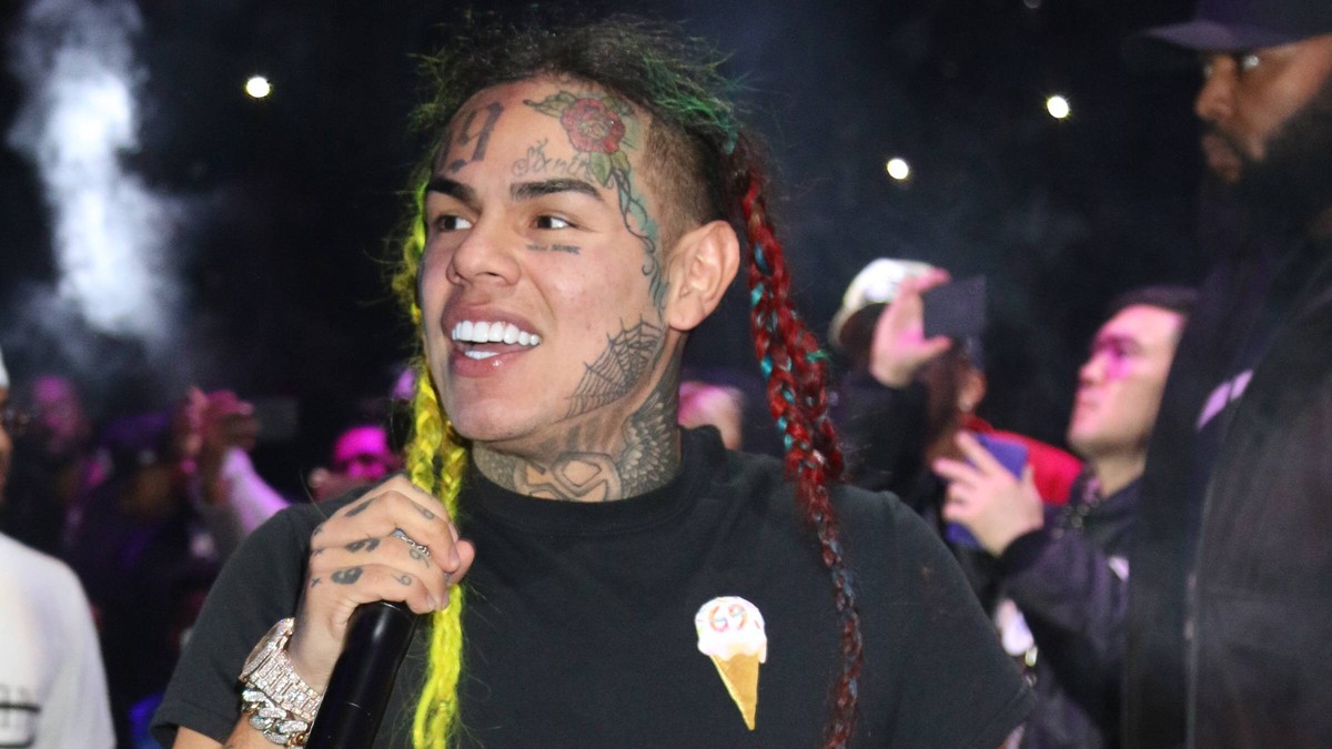 ***FiLE Photo*** Tekashi69 Pleads Guilty On 9 Counts of Drugs, Guns and Racketeering NEWARK, NJ - OCTOBER 28: Tekashi 6ix9ine at Power 105.1 s Powerhouse 2018 at Prudential Center on October 28, 2018 ...