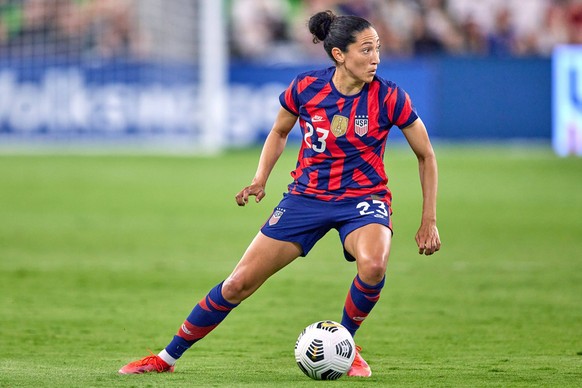 AUSTIN, TX - JUNE 16: United States forward Christen Press 23 dribbles the ball in action during a Summer Series friendly international match, L�nderspiel, Nationalmannschaft between Nigeria and the U ...