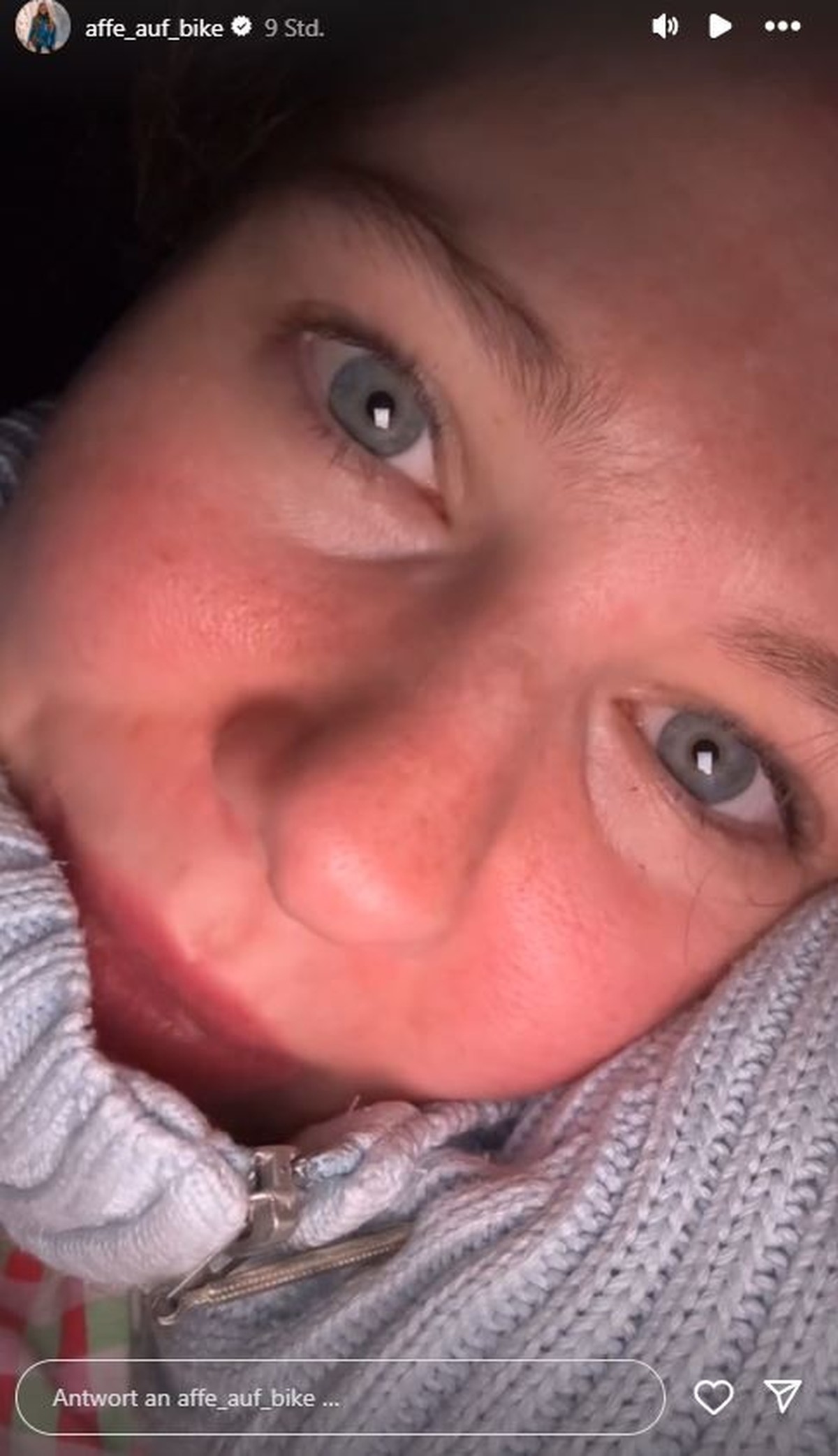 Mitten in der Nacht schlägt Ann-Kathrin Bendixen ernste Töne an.