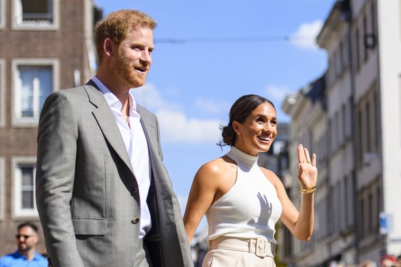 Prinz Harry und Meghan in Düsseldorf Prinz Harry und Meghan, der Herzog und die Herzogin von Sussex, kommen am 6. September 2022 in die Landeshauptstadt, ein Jahr vor den INVICTUS GAMES DÜSSELDORF 202 ...