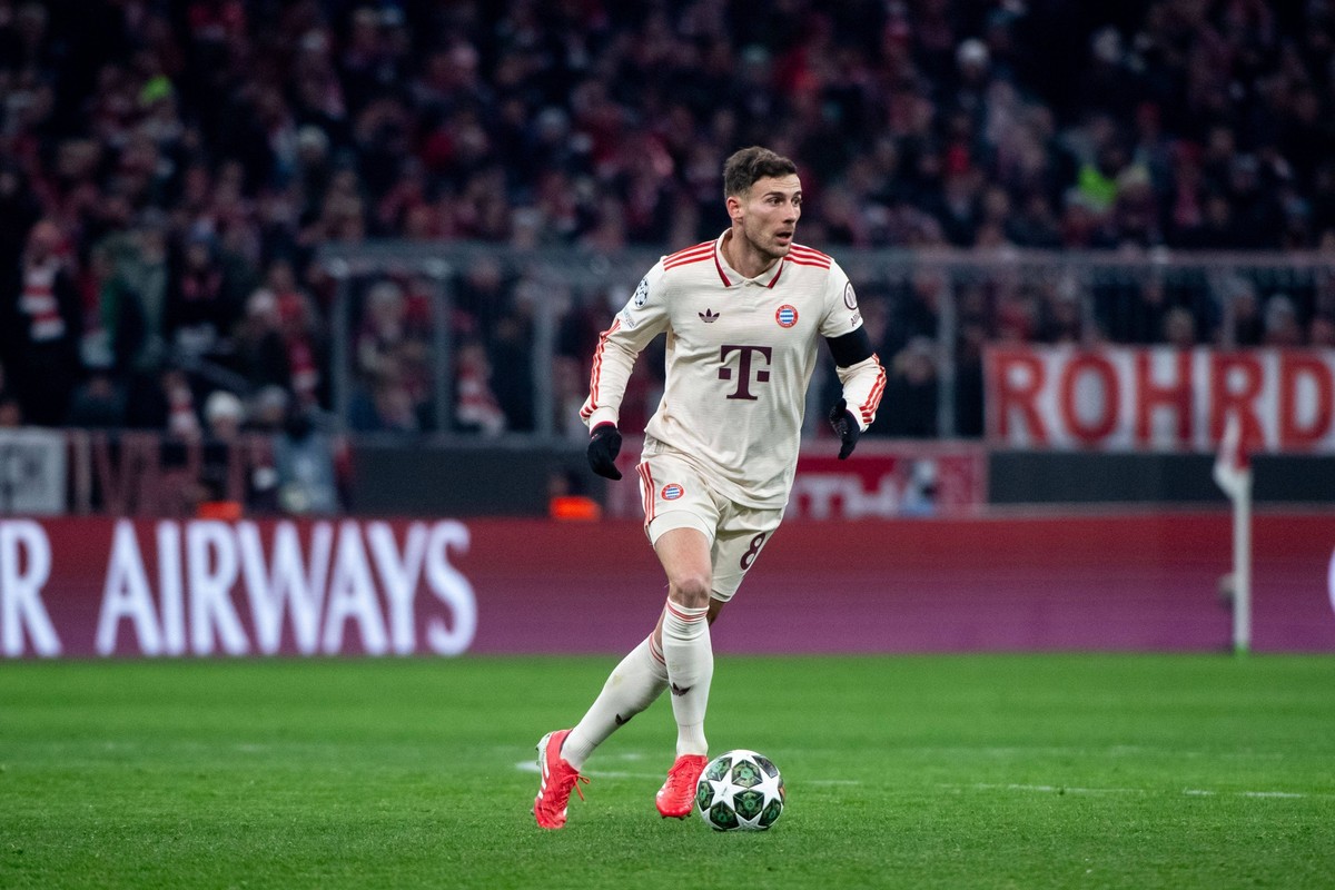 Leon Goretzka FC Bayern Muenchen, 08 am Ball, GER, FC Bayern Muenchen vs Celtic Football Club Glasgow, Fussball, UEFA Champions League, Playoff Rueckspiel, Spielzeit 2024/2025, 18.02.2025 GER, FC Baye ...
