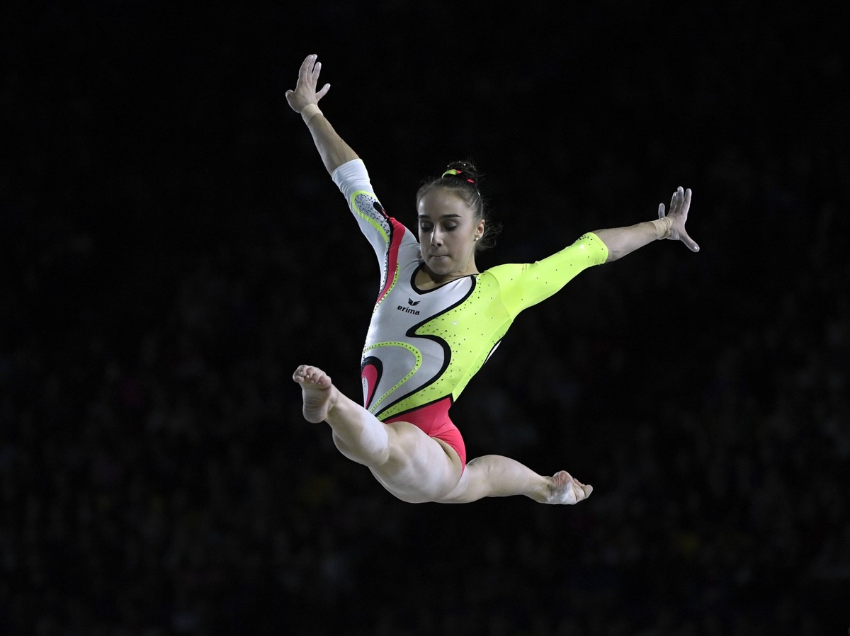 Gymnastics: 47th FIG Artistic Gymnastics World Championships, Oct 8, 2017 Montreal, Quebec, CAN Tabea Alt of Germany competes on the balance beam during the 47th FIG Artistic Gymnastics World Champion ...