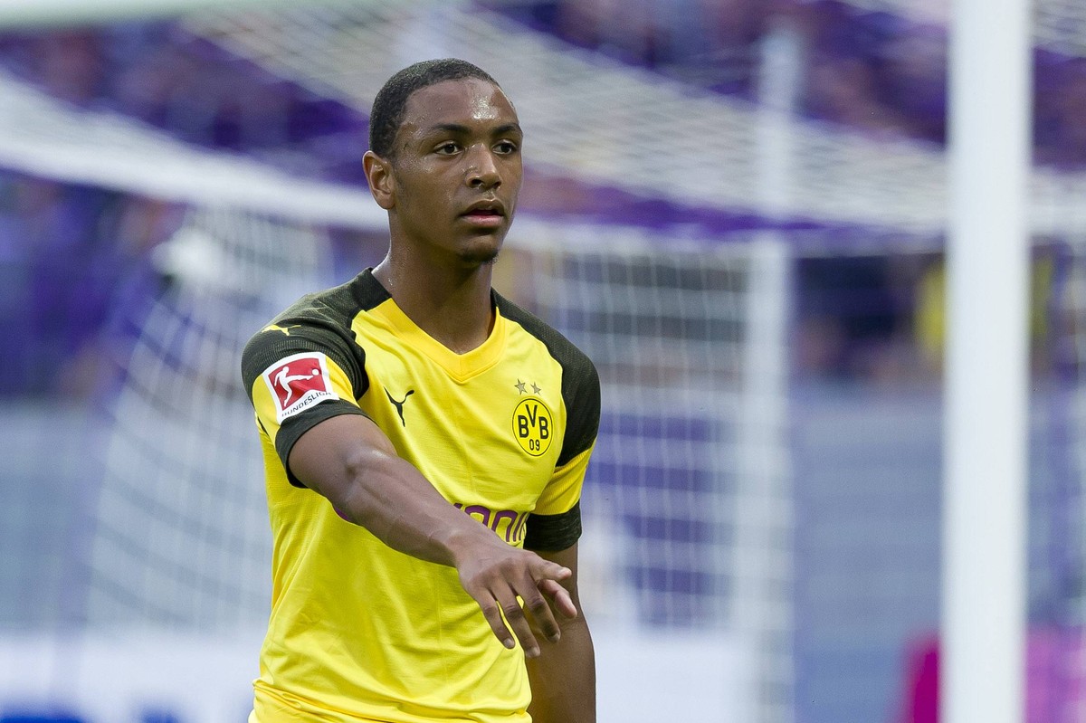 Wien, Oesterreich, 13.07.2018, Testspiel, FK Austria Wien - BV Borussia Dortmund, Abdou Diallo (BVB) gestikuliert, gestik ( DeFodi053 *** Vienna Austria 13 07 2018 Test match FK Austria Wien BV Boruss ...