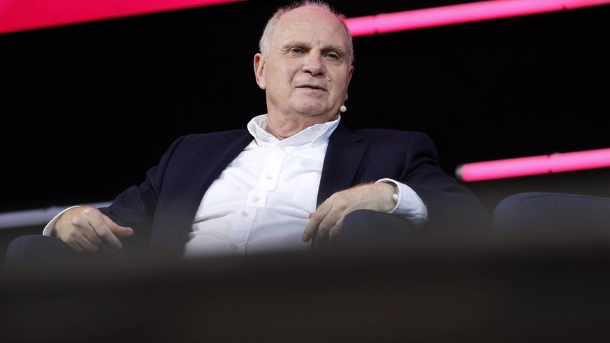 Uli Hoeneß bei Europas führender Digitalisierungsinitiative auf Entscheider-Level DIGITAL X in der Koelnmesse. Köln, 08.09.2021 *** Uli Hoeneß at Europes leading digitalization initiative at decision- ...