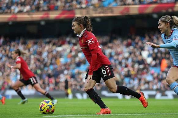 Manchester City Women v Manchester United, ManU Women FA Women s Super League 11/12/2022. Manchester United Ladies defender Hannah Blundell 6 clears during the FA Women s Super League match between Ma ...