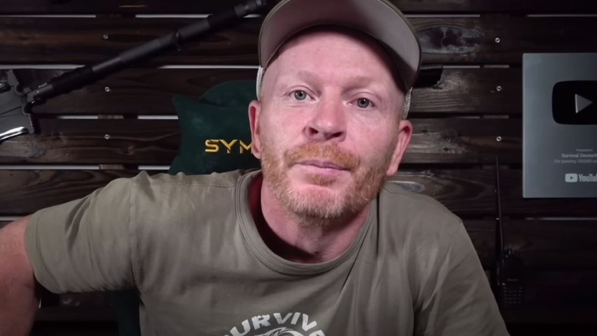 "7 vs. Wild" Stefan Hinkelmann im Porträt hat er wirklich einen FeuerRekord?