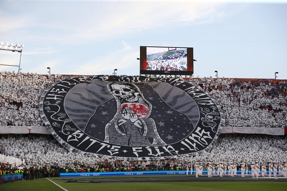 Eintracht Frankfurt v Rangers FC - UEFA Europa League Final 2021/22 Eintracht Frankfurt fans show their support during the football Europa League match UEFA Europa League 2022 Final - Eintracht vs Ran ...