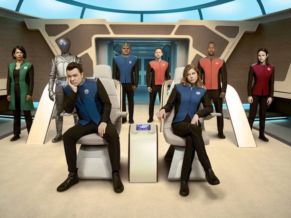 Penny Johnson Jerald, Mark Jackson, Seth MacFarlane, Peter Macon, Scott Grimes, Adrianne Palicki, J. Lee, Halston Sage, The Orville Season 2 (2018) Credit: Fox Broadcasting Co. / The Hollywood Archive ...