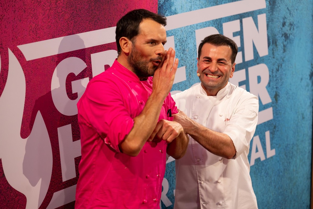 Steffen Henssler (l.), Ali Güngörmüs

+++ Die Verwendung des sendungsbezogenen Materials ist nur mit dem Hinweis und Verlinkung auf RTL+ gestattet. +++