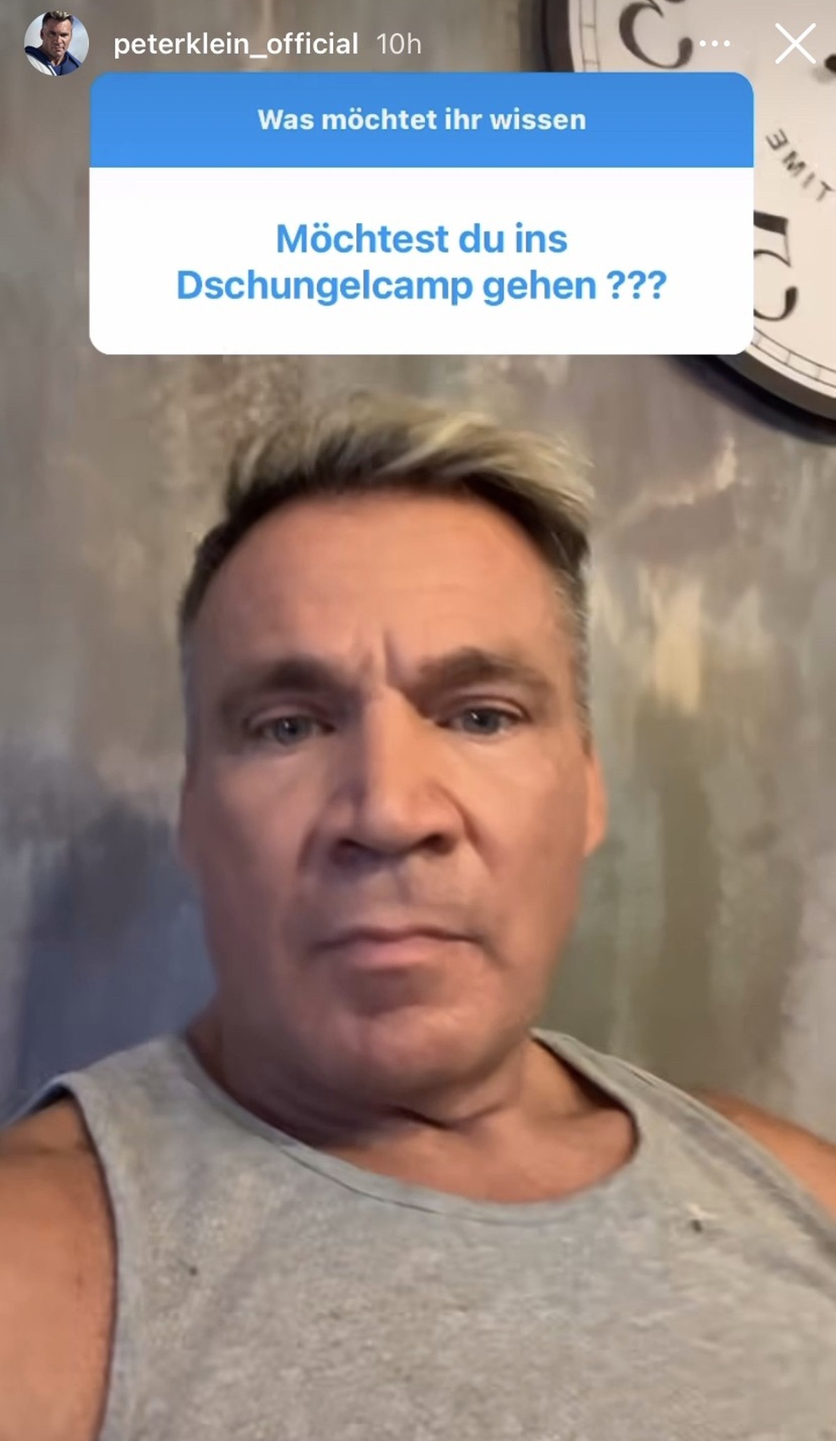 Peter würde gerne ins Dschungelcamp gehen.