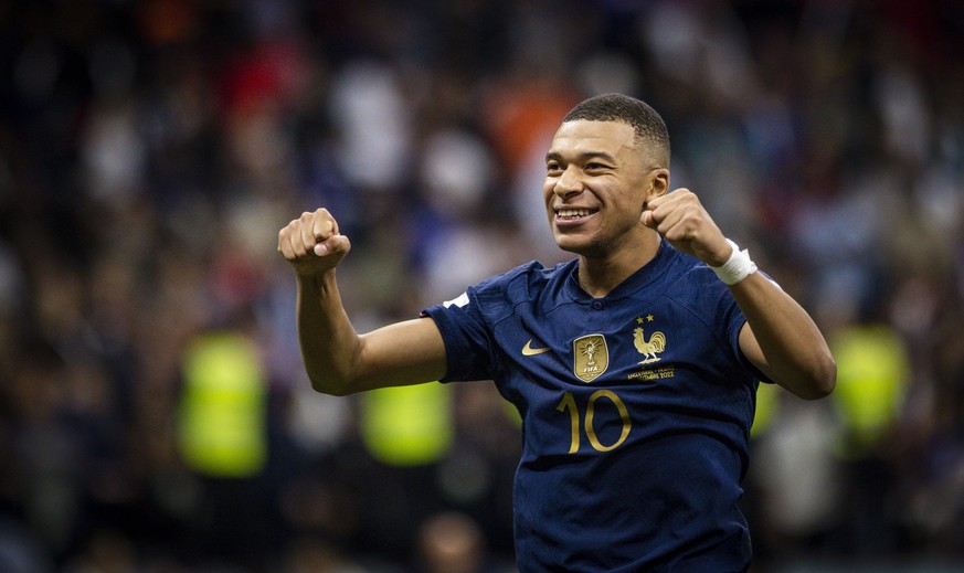 Doha, Qatar. 10th Dec, 2022. Kylian Mbappe FRA celebrate the entry into the semi-finals England - France England - Frankreich World Cup 2022 in Qatar 10.12.2022 *** Doha, Qatar 10th Dec, 2022 Kylian M ...