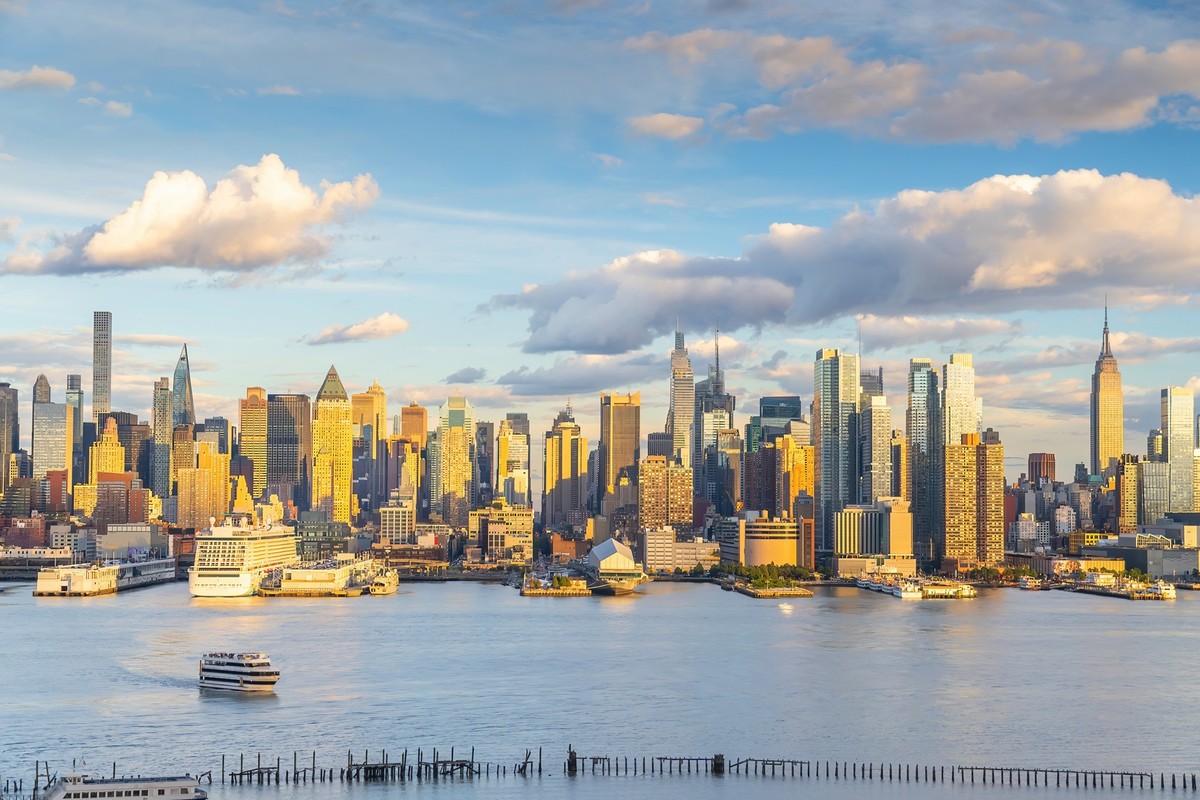 Manhattan s skyline, cityscape of New York City, Manhattan s skyline, cityscape of New York City in the United State of America, Manhattan s skyline, cityscape of New York City in the United State of  ...