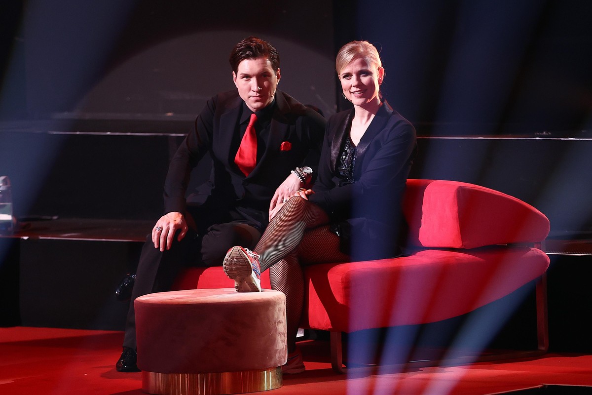 COLOGNE, GERMANY - APRIL 23: Evgeny Vinokurov and Ilse DeLange, who will not perform tonight due to injury, are seen offstage during the 7th show of the 14th season of the television competition &quot ...
