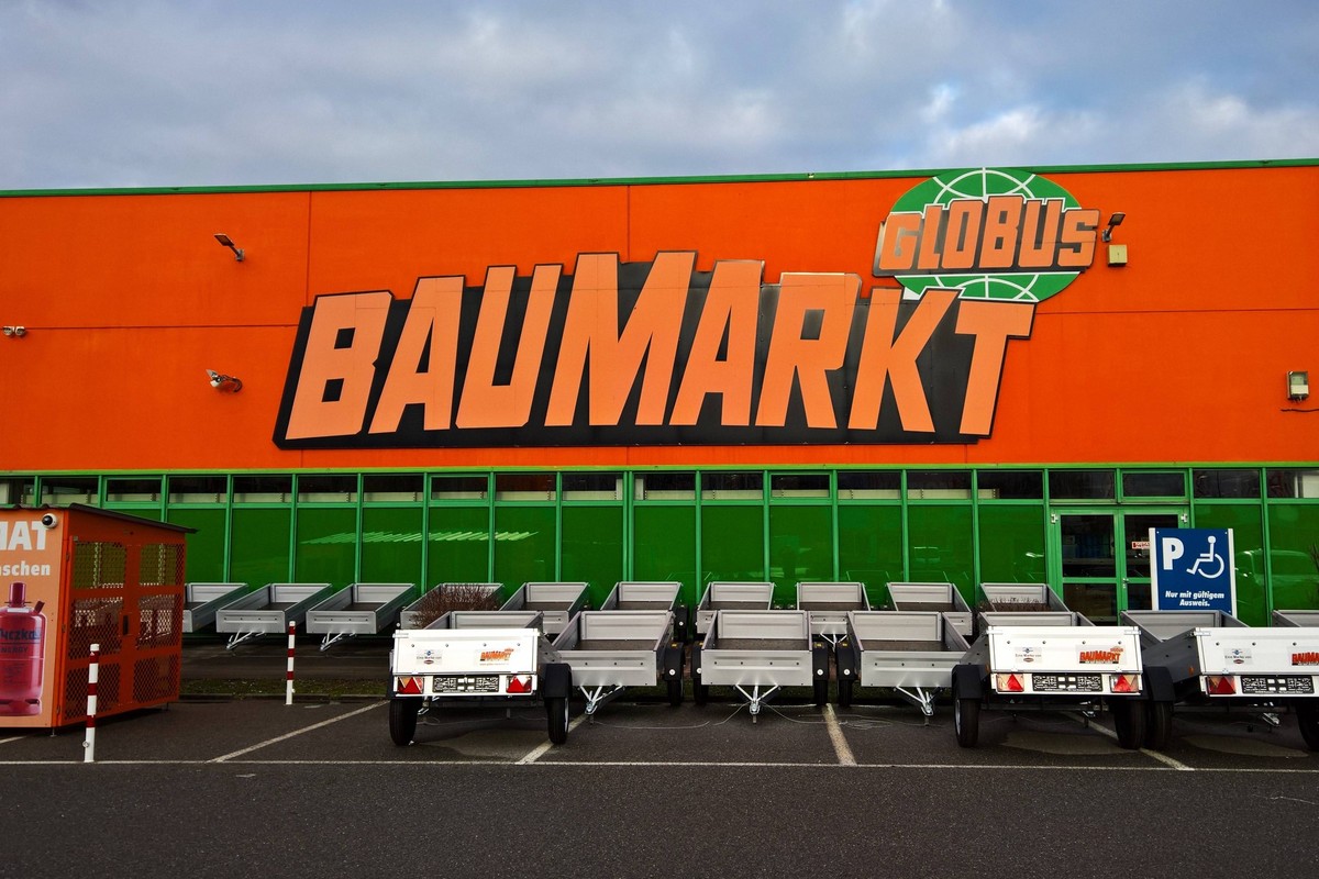 Globus Baumarkt in Regensburg *** Globus DIY store in Regensburg