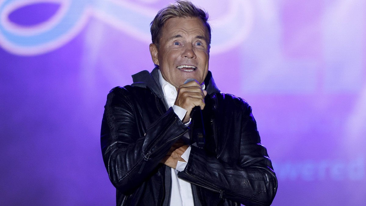 Sänger Dieter Bohlen bei seinem Bühnen-Comeback im Rahmen des Open-Air Konzerts Lieblingslieder - Deutschlands größtes Ohrwurm-Spektakel von Markus Krampe Entertainment in der Bonner Rheinaue. Bonn, 0 ...