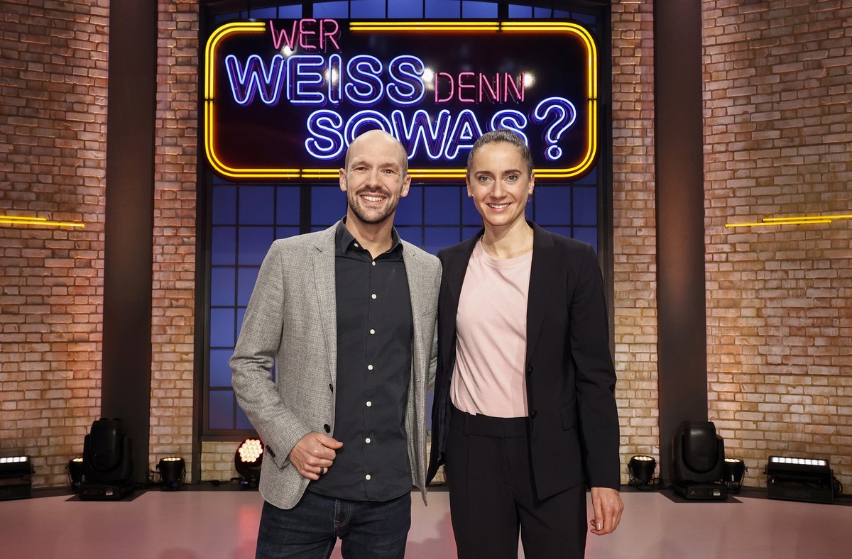 ARD WER WEISS DENN SOWAS? FOLGE 1093, "Patrick Lange und Laura Philipp", am Dienstag (16.01.24) um 18:00 Uhr im ERSTEN.
Treten bei "Wer weiß denn sowas?" gegeneinander an: Triathle ...