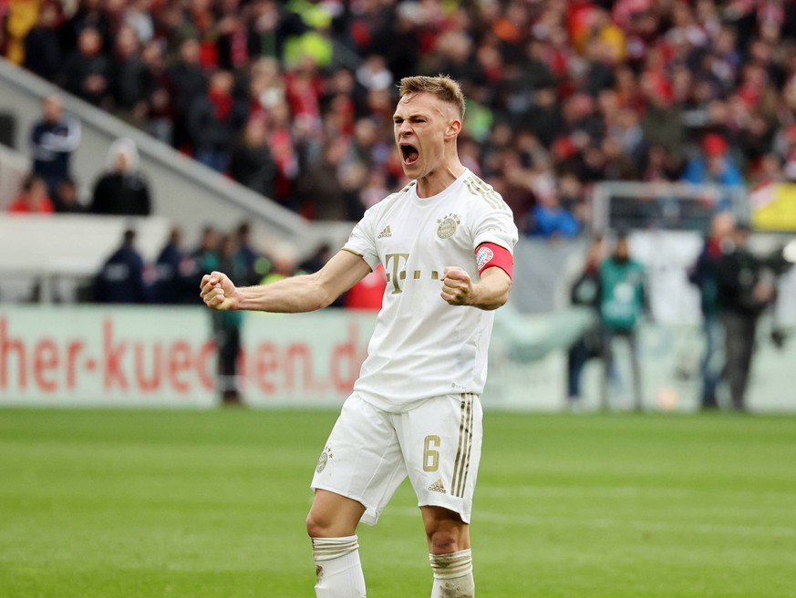 08.04.23 SC Freiburg - FC Bayern München Deutschland, Freiburg, 08.04.2023, Fussball, Bundesliga, SC Freiburg - FC Bayern München: Joshua Kimmich FC Bayern München Jubel Provokation provoziert vor den ...