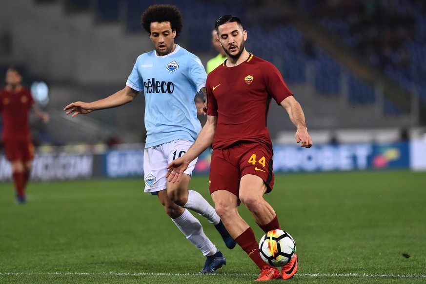 Football-Serie A-Lazio vs Roma -Rome 15-Apr-2018 In the picture Felipe Anderson and Kostas Manolas Photo Photographer01 PUBLICATIONxINxGERxAUTxONLY Copyright: xFotografo01x/xIPAx/xFotografo01x