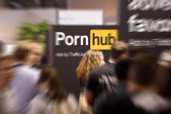 Logo der kanadischen Erotik-Videoplattform Pornhub auf der dmexco 2019 Fachmesse f�r digitales Marketing und Werbung auf der Koelnmesse. K�ln, 12.09.2019 *** Logo of the Canadian erotic video platform ...