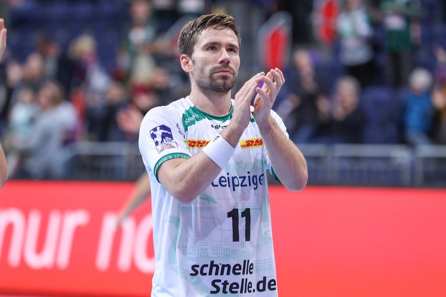 20.10.2023, xgox, Handball - Liqui Moly HBL, TSV Hannover-Burgdorf - SC DHfK Leipzig emspor, v. Lukas Binder Leipzig, 11 bedankt sich bei den Fans Hannover *** 20 10 2023, xgox, handball Liqui Moly HB ...