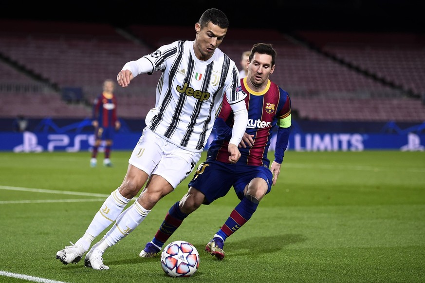 Spielen Ronaldo (l.) und Messi bald gemeinsam für Paris? Ein Bericht aus Spanien legt das nahe.