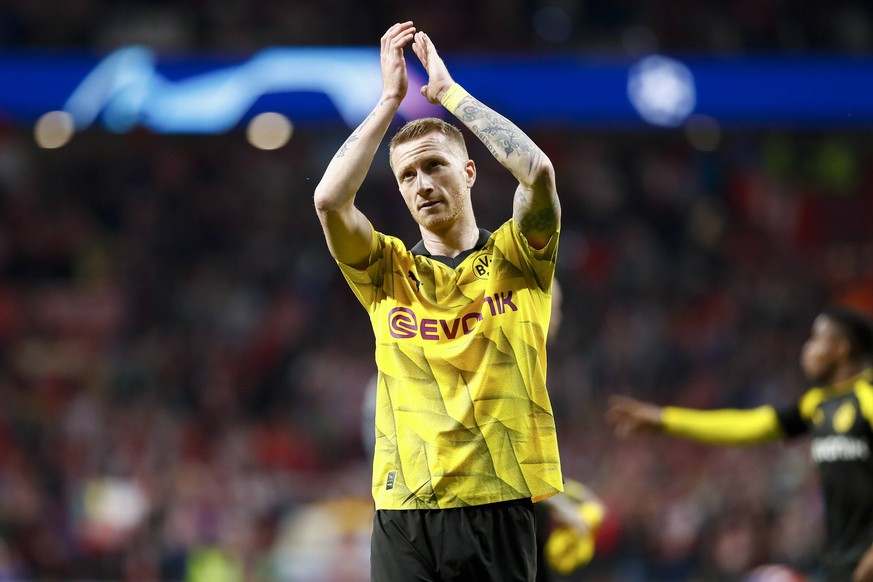 April 10, 2024, Madrid, Madrid, SPAIN: Marco Reus of Borussia Dortmund greeting the fans during the UEFA Champions League, Quarter finals, football match played between Atletico de Madrid and Borussia ...