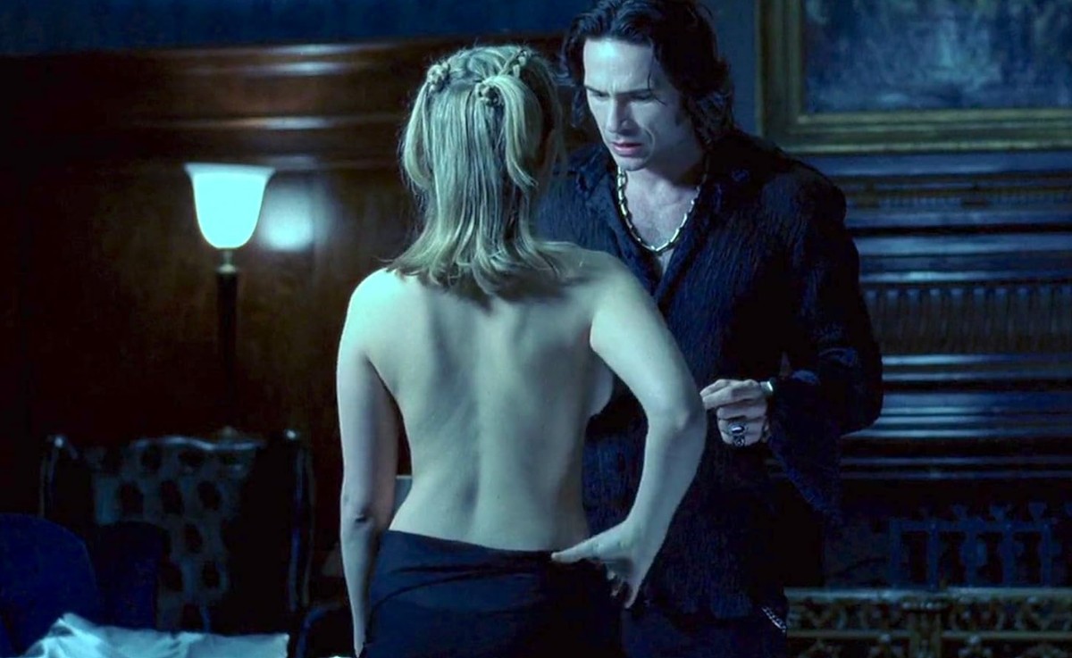 Ein Hollywood-Star spielt die Hauptrolle in diesem Fantasy-Horror-Film.