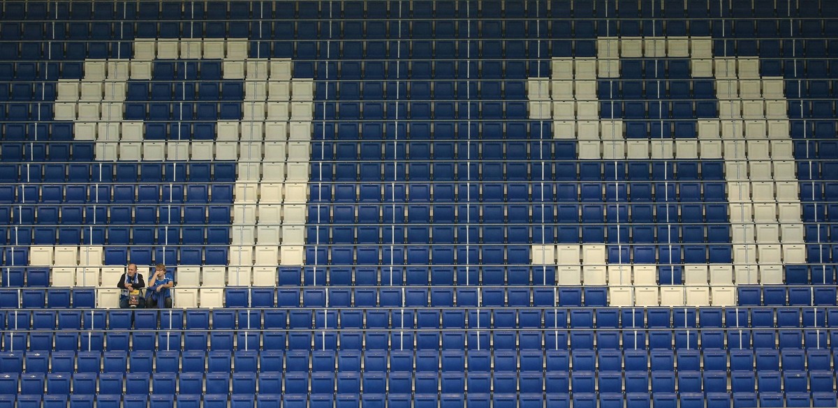 Bildnummer: 14605000 Datum: 24.09.2013 Copyright: imago/Stockhoff
FUSSBALL DFB-POKAL, TSG 1899 HOFFENHEIM, 24.09.2013, HOFFENHEIM - Nur 12.000 Fans wollten das Spiel in der 2. Pokalrunde sehen.; GER  ...
