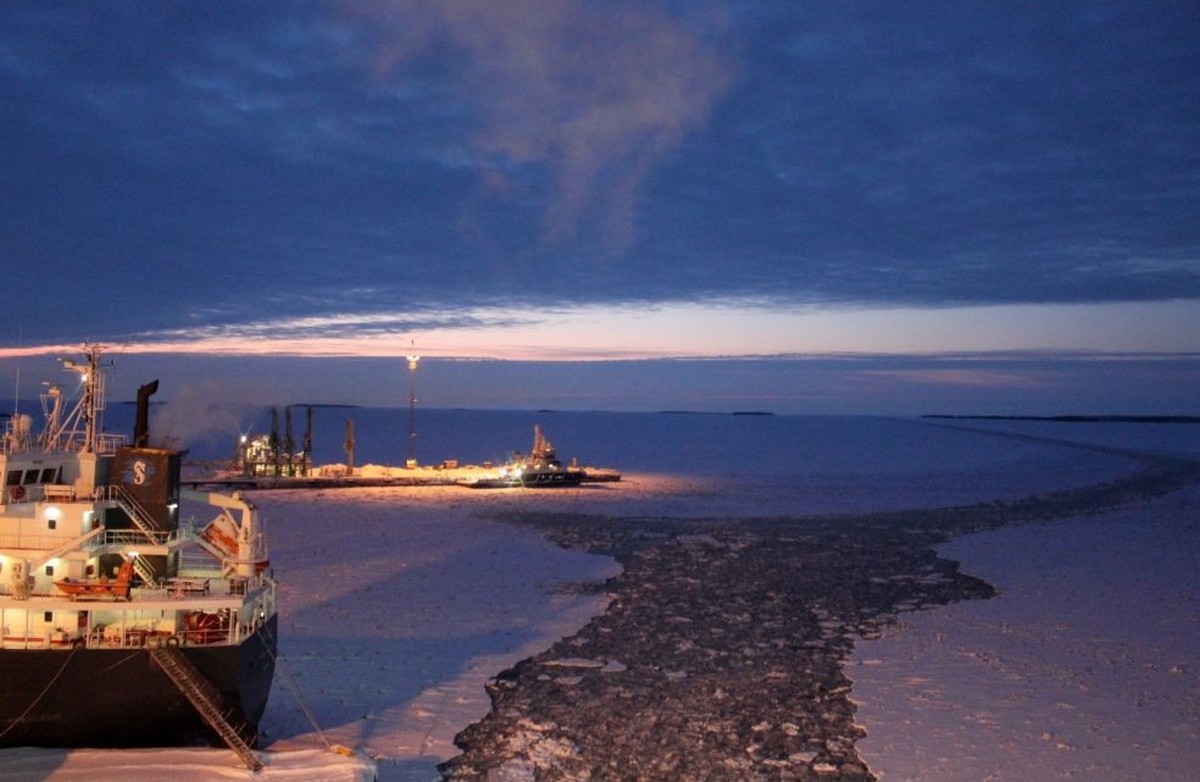 Lanes through the Baltic sea ice are pictured from the deck of the icebreaker Polaris, which assists cargo ships in and out of ports, in Tornio, northern Finland, on 5 February, 2019. - A state-of-the ...