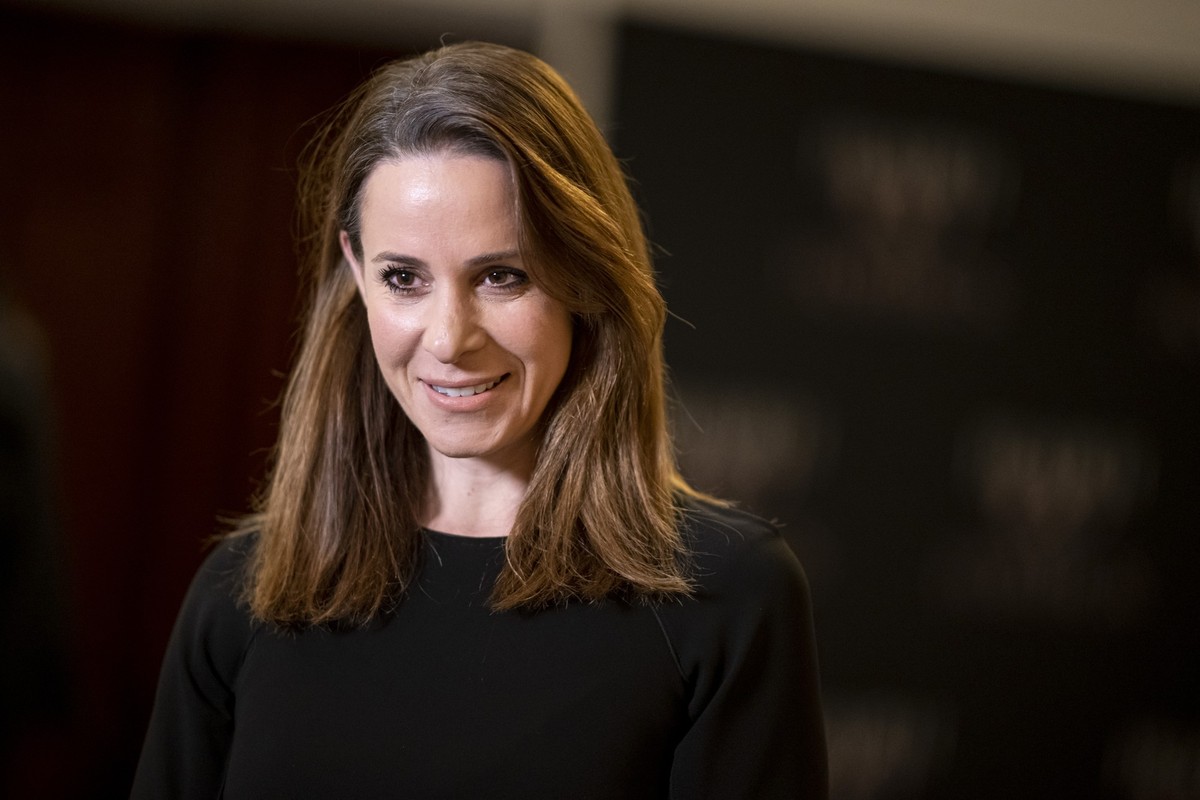 30.11.2022, Berlin: Natalie Amiri, Journalistin, nimmt am "Frauen100x Politics-Dinner" im Berliner Luxushotel Adlon teil. Bei der Veranstaltung hatten sich die Teilnehmerinnen