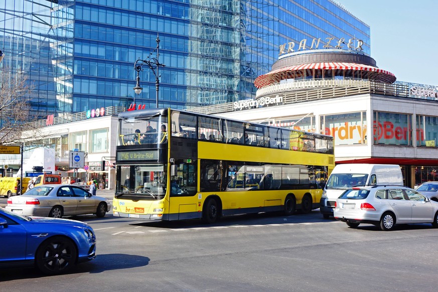 Ein Bus der BVG in Berlin.