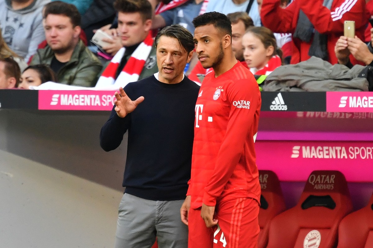 Niko Kovac im Herbst auf der Seitenlinie mit Corentin Tolisso.