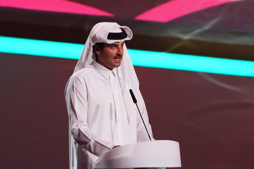Emir und Staatspräsident Katar Scheich Tamim bin Hamad Al Thani - Doha 01.04.2022: WM-Endrunden Auslosung im DECC in Doha *** Emir and President of Qatar Sheikh Tamim bin Hamad Al Thani Doha 01 04 202 ...
