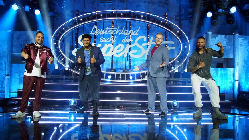 Die _DSDS_-Finalisten 2021. V.l.: Kevin Jenewein, Starian McCoy, Jan-Marten Block und Karl Jeroboan. 

Die Verwendung des sendungsbezogenen Materials ist nur mit dem Hinweis und Verlinkung auf TVNOW g ...