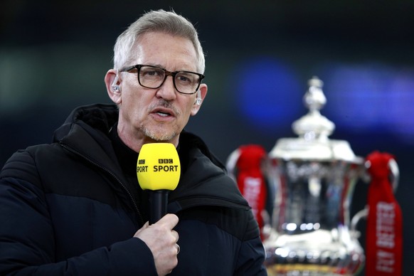 Leicester City v Manchester United, ManU - Emirates FA Cup - Quarter Final - King Power Stadium Former Leicester City player and BBC pundit Gary Lineker with the FA Cup Trophy before the Emirates FA C ...