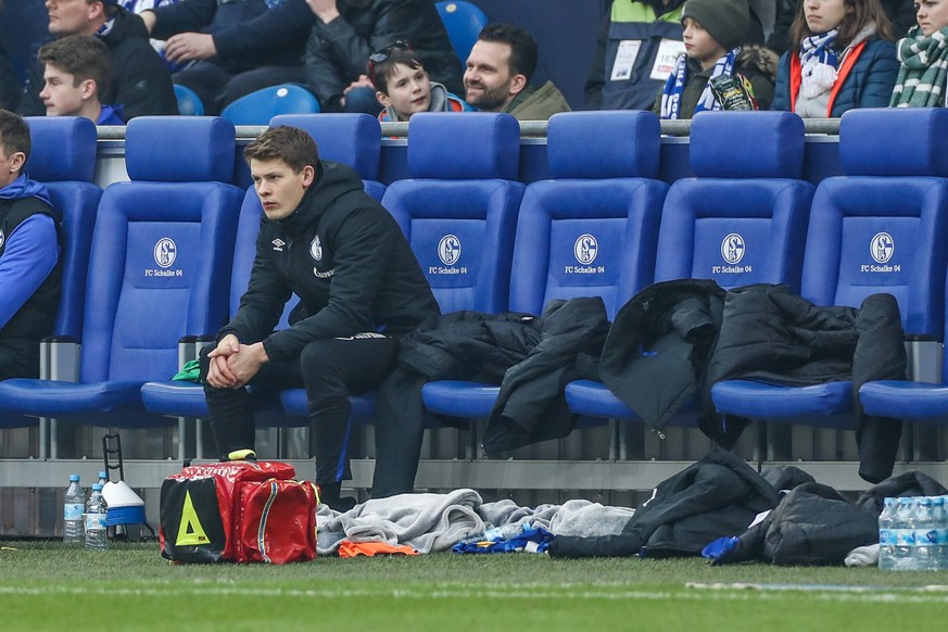 Alexander Nübel saß beim FC Schalke 04 aufgrund von Leistungsschwankungen zuletzt nur auf der Ersatzbank.