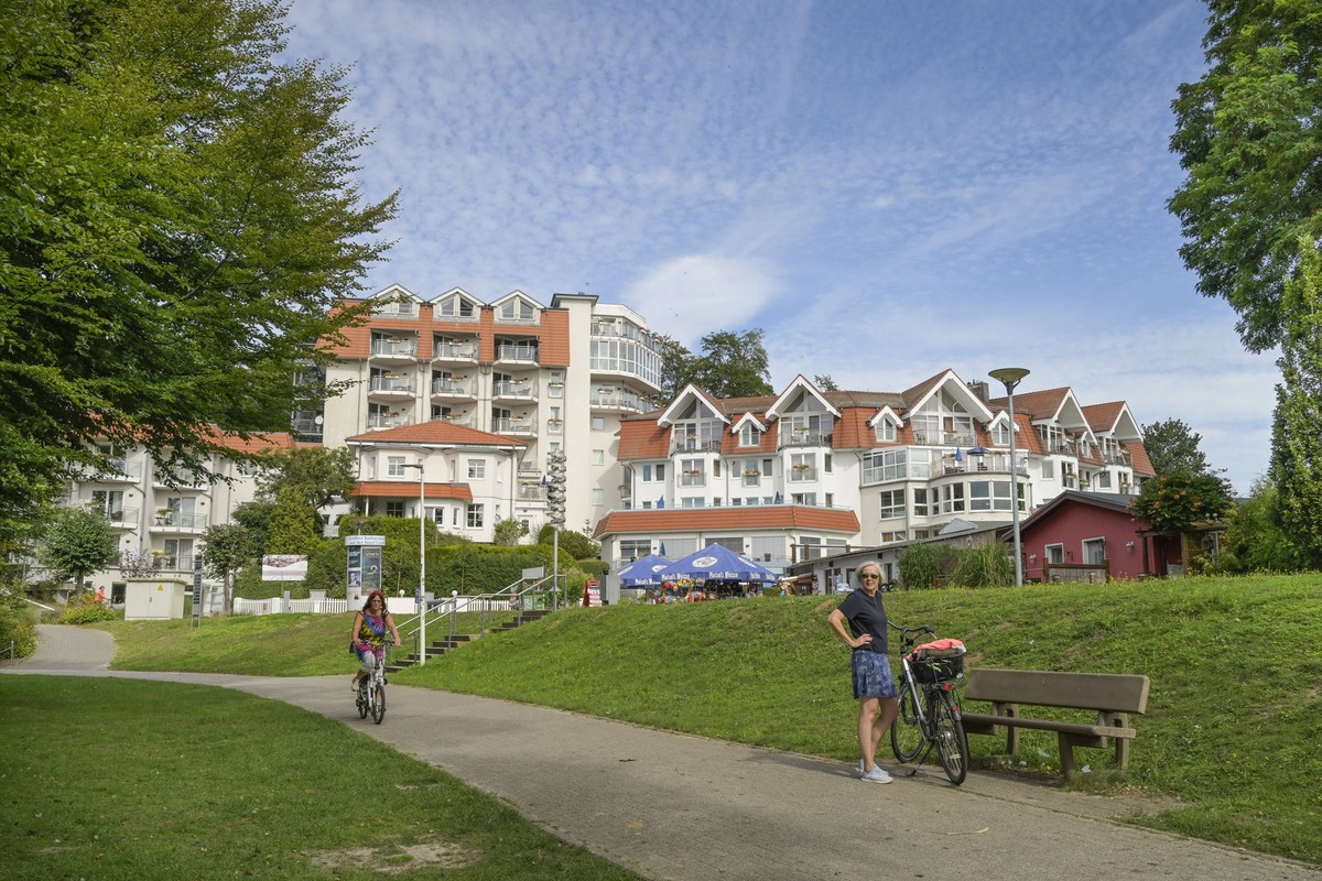 Strandhotel Seerose, Kölpinsee, Usedom, Mecklenburg-Vorpommern, Deutschland *** Strandhotel Seerose, Kölpinsee, Usedom, Mecklenburg-Vorpommern, Germany