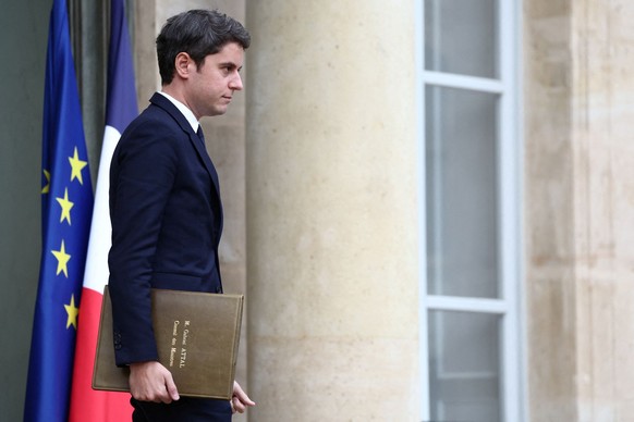 French Education and Youth Minister Gabriel Attal leaves following the weekly cabinet meeting at the Elysee Palace in Paris, France, December 12, 2023. REUTERS/Stephanie Lecocq
