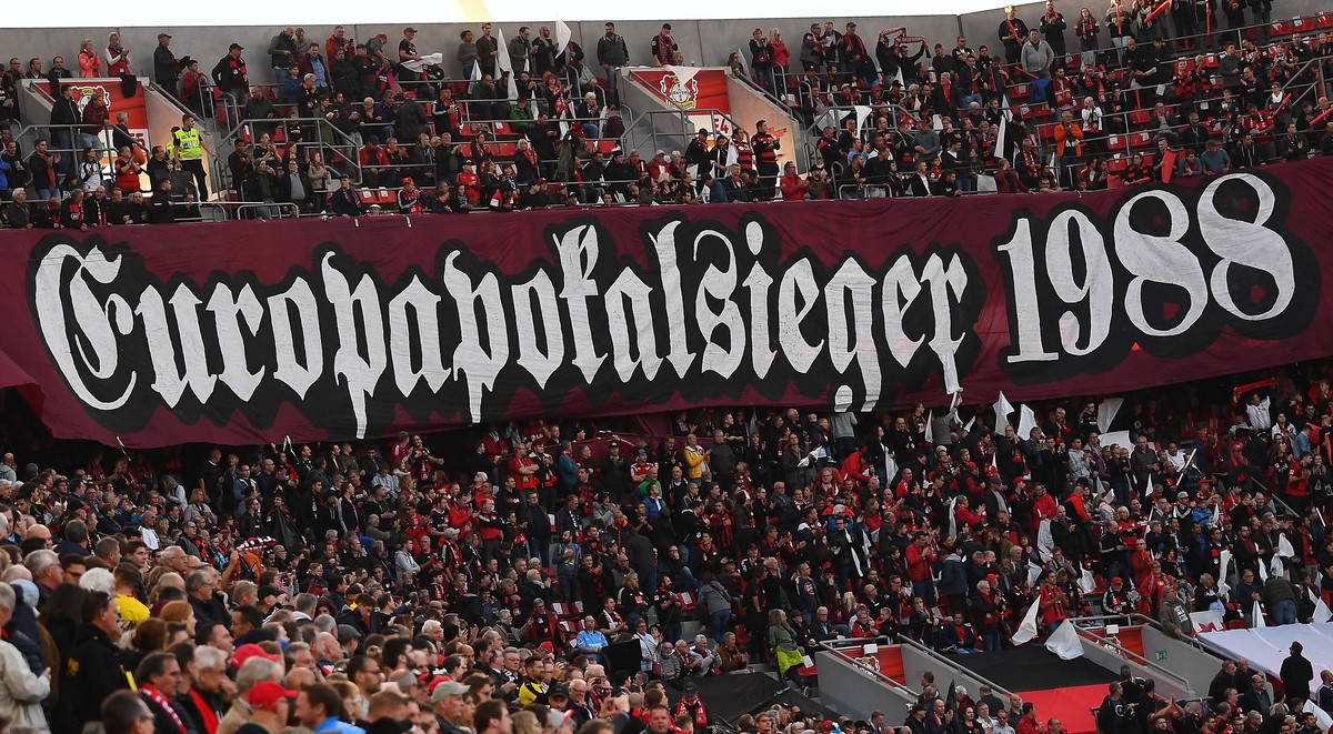 29.09.2018, xjhx, Fussball 1. Bundesliga, Bayer 04 Leverkusen - Borussia Dortmund emspor, v.l. Fanchoreographie UEFA CUP SIEG DFB POKAL REGIONALLIGA WEST (DFL/DFB REGULATIONS PROHIBIT ANY USE OF PHOTO ...