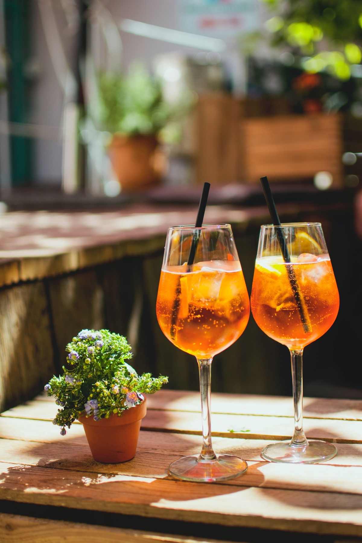 Zwei Aperol wären eine gute Idee gewesen. Vier Aperol waren hingegen zwei zu viel.