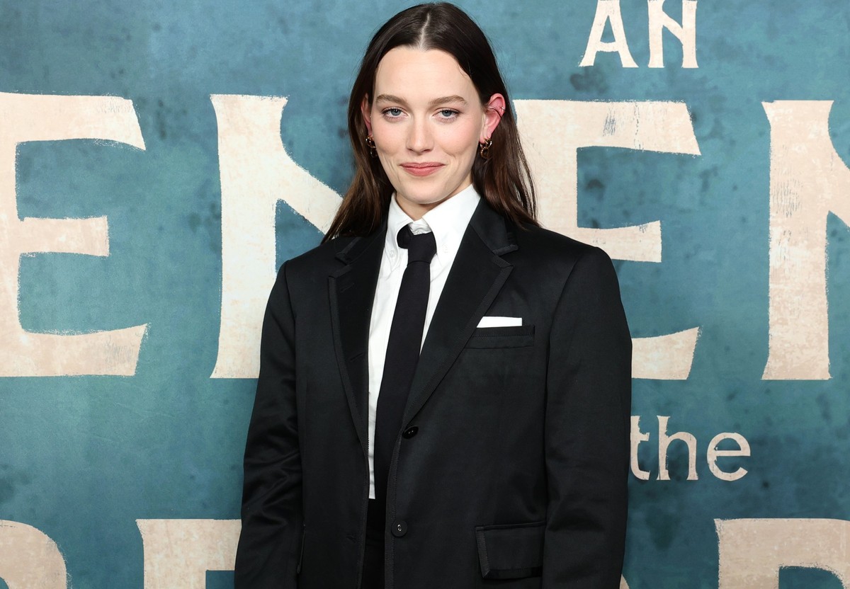 NEW YORK, NEW YORK - MARCH 18: Victoria Pedretti attends &quot;An Enemy Of The People&quot; Broadway Opening Night at Circle in the Square Theatre on March 18, 2024 in New York City. (Photo by Arturo  ...