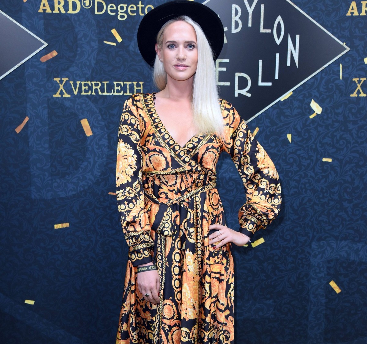 Sarah Knappik Golden Hours Berlin feiert Babylon Berlin in der Bar Tausend in Berlin am 10.09.2018 *** Sarah Knappik Golden Hours Berlin celebrates Babylon Berlin at the Bar Tausend in Berlin on 10 09 ...