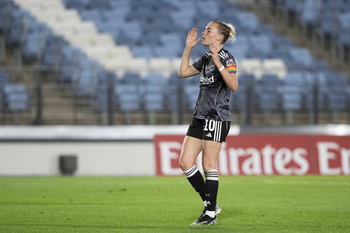 UEFA Women s Champions League - Real Madrid vs Eintracht MADRID, SPAIN -September 18: Laura Freigang of Eintracht Frankfurt reacts to a missed opportunity during the UEFA Women s Champions League25/26 ...