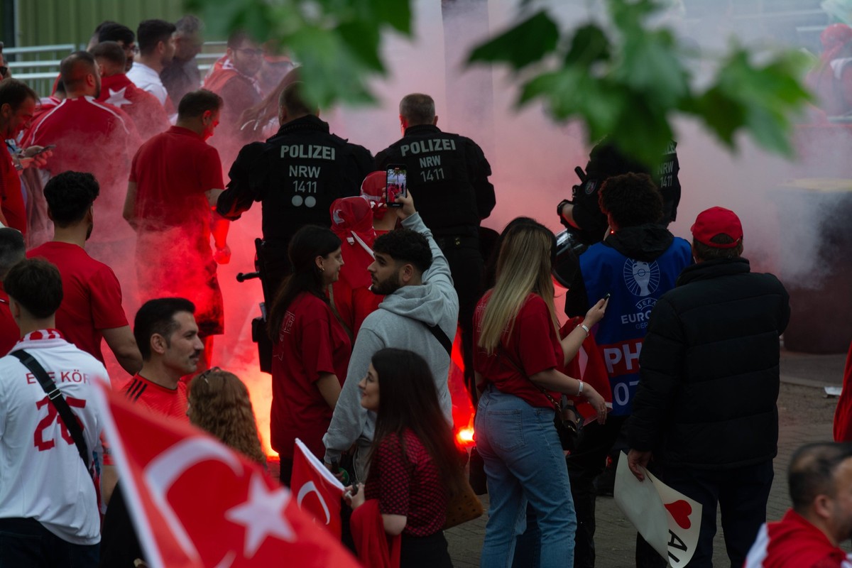 Turkish Football Fans March Toward BVB Stadium Dortmund Before The Game Between Turiye An Georgia The police are asking the fans to stop lighting the smoking flares as thousands of Turkish football fa ...