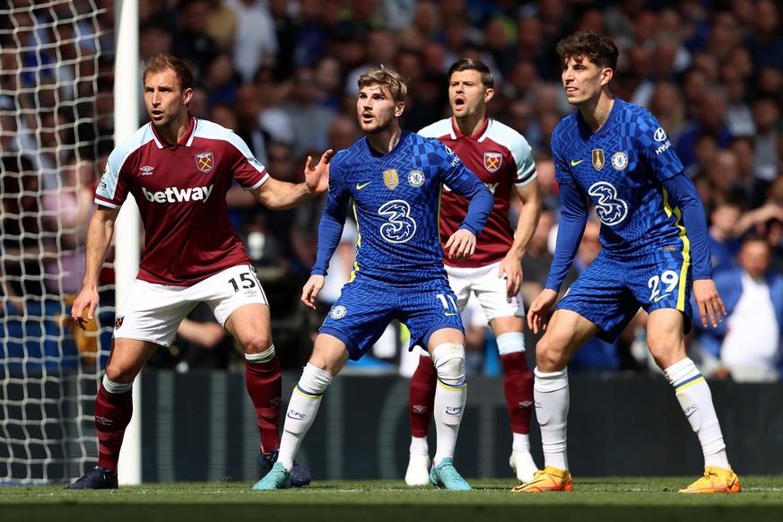 Chelsea v West Ham 24 April 2022, London - Premier League Football - Chelsea v West Ham United - Craig Dawson of West Ham, Timo Werner of Chelsea, Aaron Cresswell of West Ham and Kai Havertz of Chelse ...