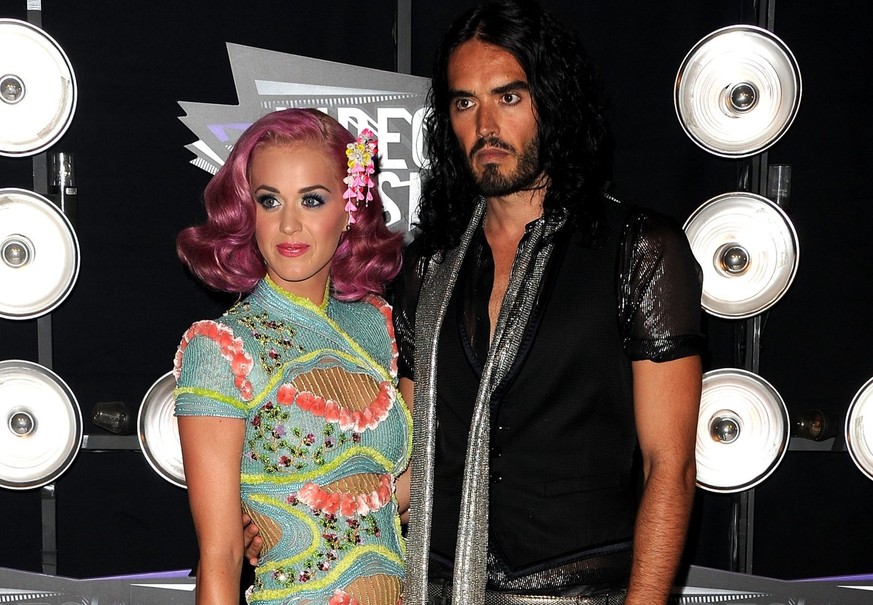 LOS ANGELES, CA - AUGUST 28: Singer Katy Perry (L) and actor Russell Brand arrive at the 2011 MTV Video Music Awards at Nokia Theatre L.A. LIVE on August 28, 2011 in Los Angeles, California. (Photo by ...