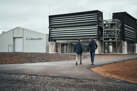 The worlds largest direct air capture and storage plant that permanently removes CO from the air has opened in Iceland. Run by Swiss company Climeworks, Orca sucks carbon dioxide directly from the air ...