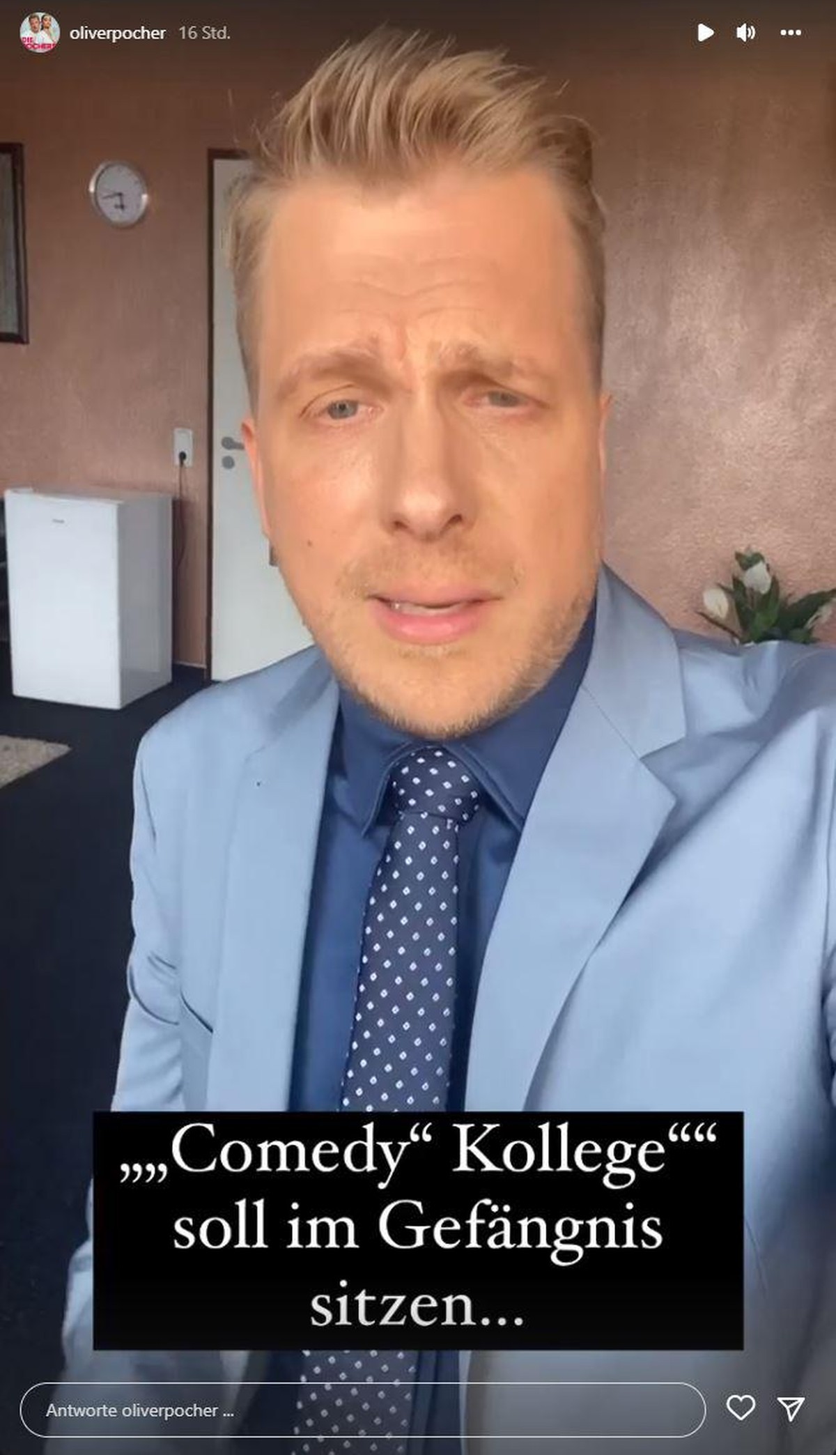 Oliver Pocher meldet sich mit eindeutiger Botschaft zu Wort.