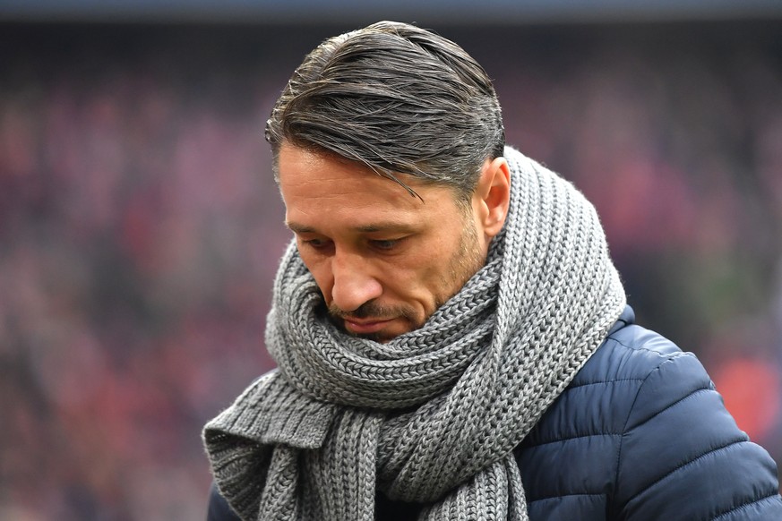 FC Bayern Muenchen trennt sich einvernehmlich von Niko KOVAC. Archivfoto: Niko KOVAC Trainer Bayern Muenchen blick nach unten, Enttaeuschung,Frust, enttaeuscht,frustriert,niedergeschlagen,. Einzelbild ...